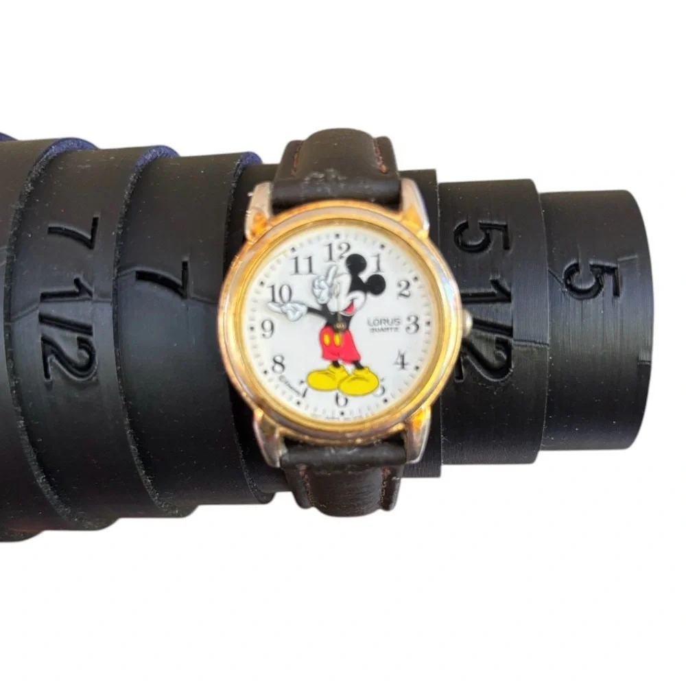 Mickey Mouse Lorus V501 0130 Vintage EUC